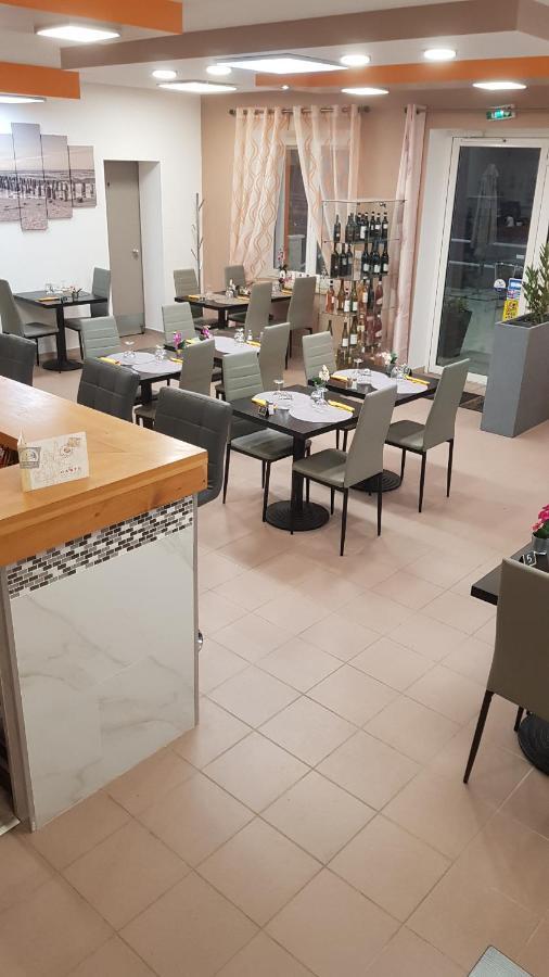 AUBERGE DE LA LICORNE eu Livron-sur-Drôme Eksteriør billede